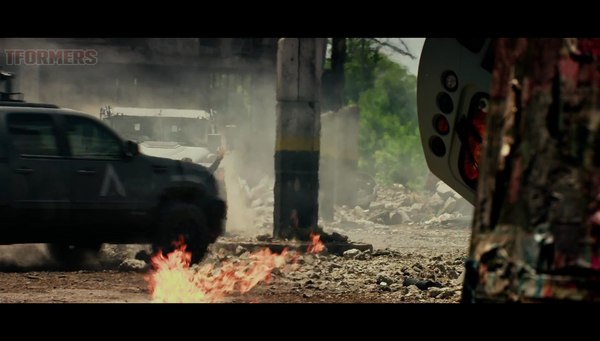 Transformers The Last Knight   Teaser Trailer Screenshot Gallery 0261 (261 of 523)